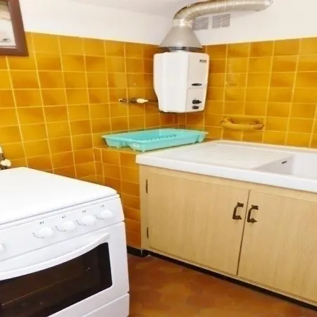 Appartement T2 Avec Terrasse, Clim Et Parking A 200M De La Plage - Fr-1-388-114